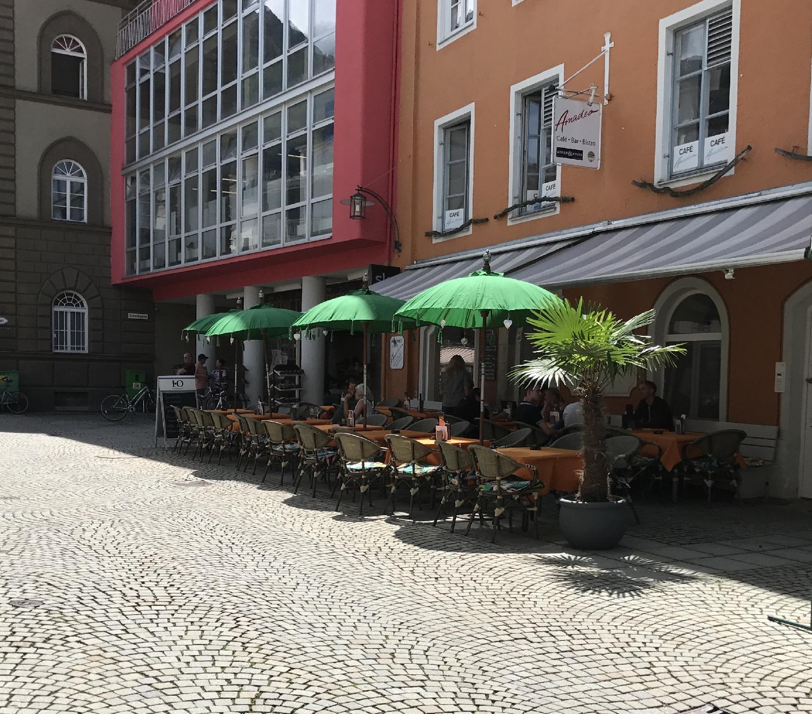 Cafe Amadeo